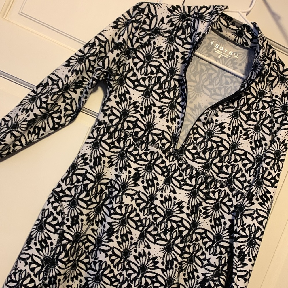 Soybu S Half Zip Dress athleisure stretch black & white pattern